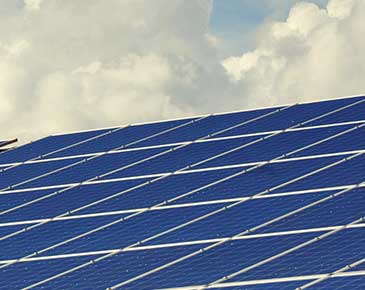 kombiniranje sončnih kolektorjev s sistemom za shranjevanje energije
